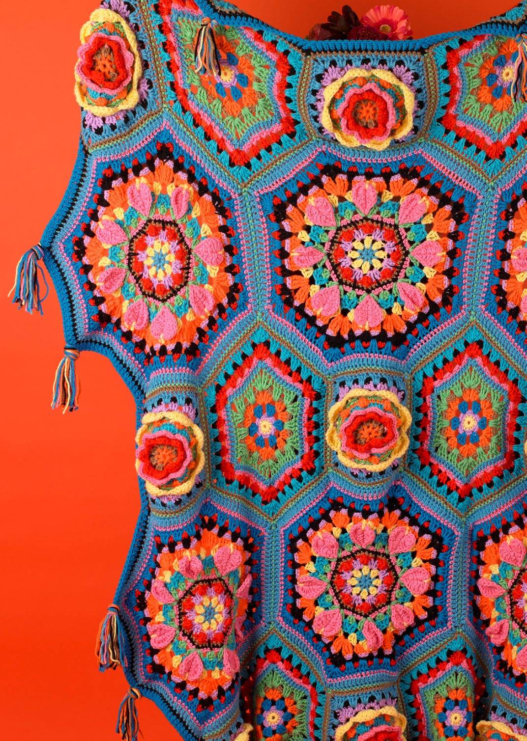 Casa Kahlo Blanket in Paintbox Yarns Simply Chunky