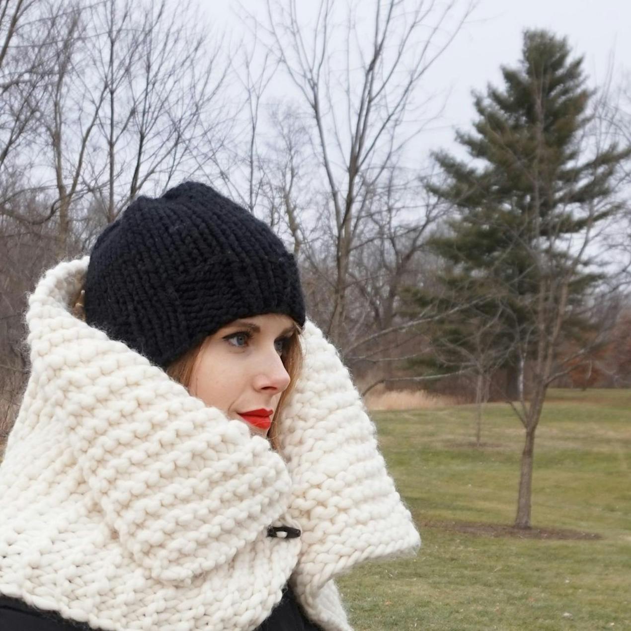 Toggle for snood