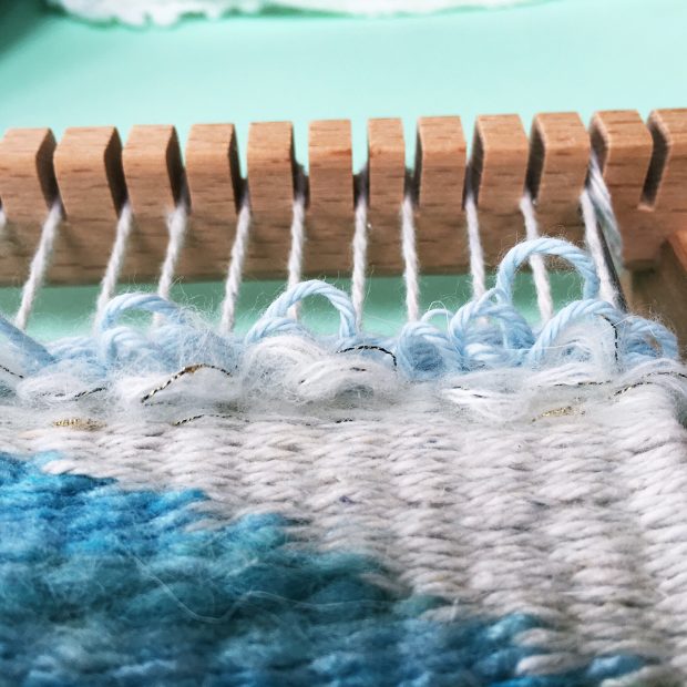 how to weave a wall hanging free tutorial by christine leech