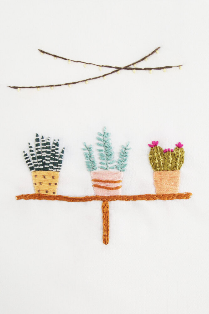 10 beautiful free flower embroidery designs
