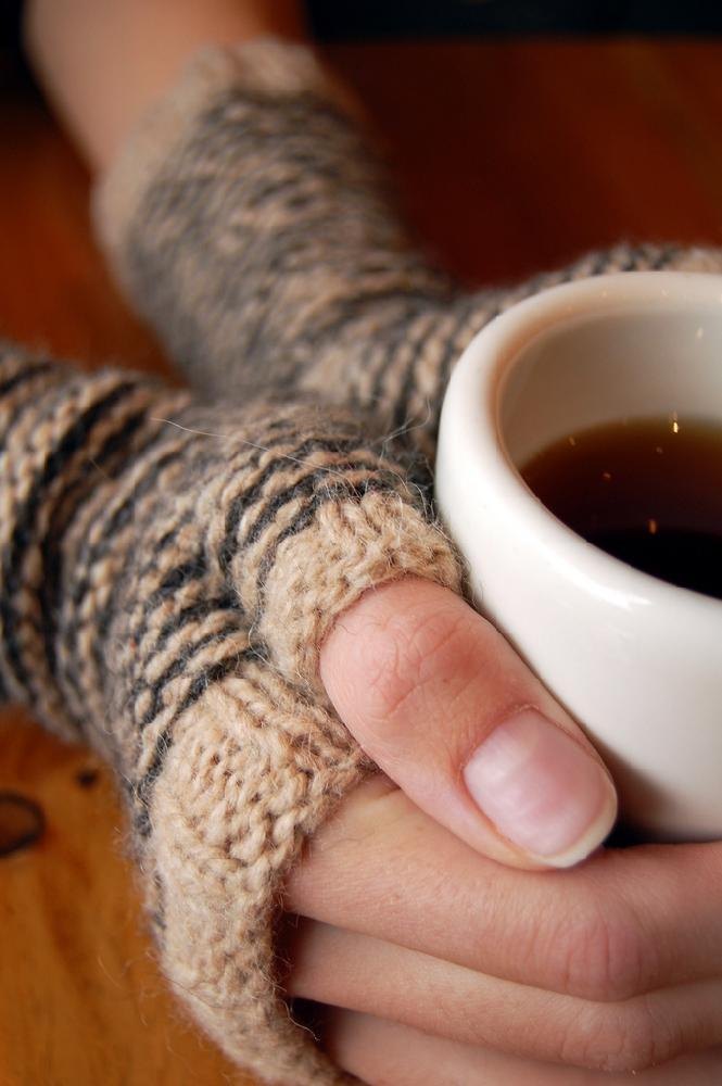earl grey mitts knitting pattern by bristol ivy
