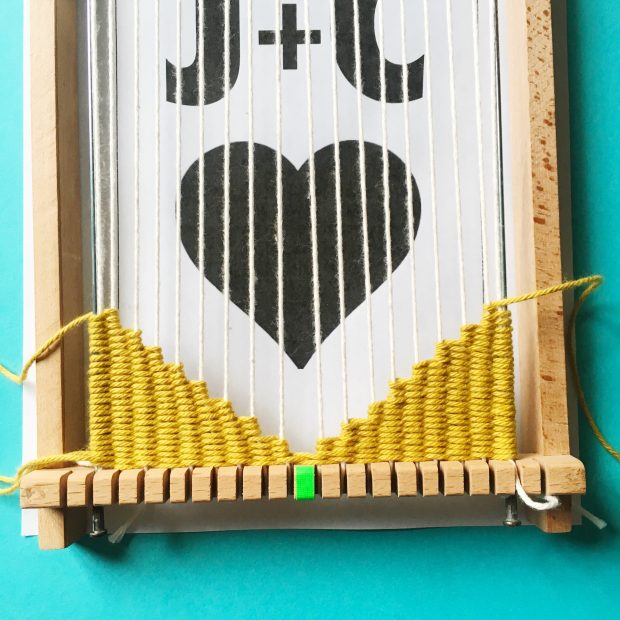 weave a love heart wall hanging free tutorial by christine leech