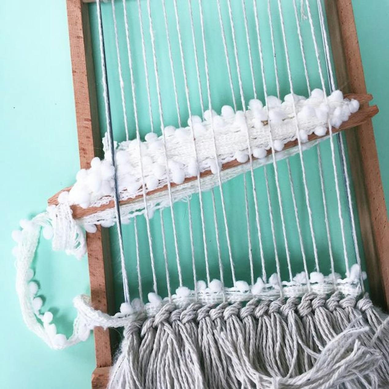 how to weave a wall hanging free tutorial by christine leech