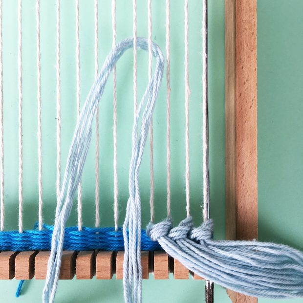 how to weave a wall hanging free tutorial by christine leech