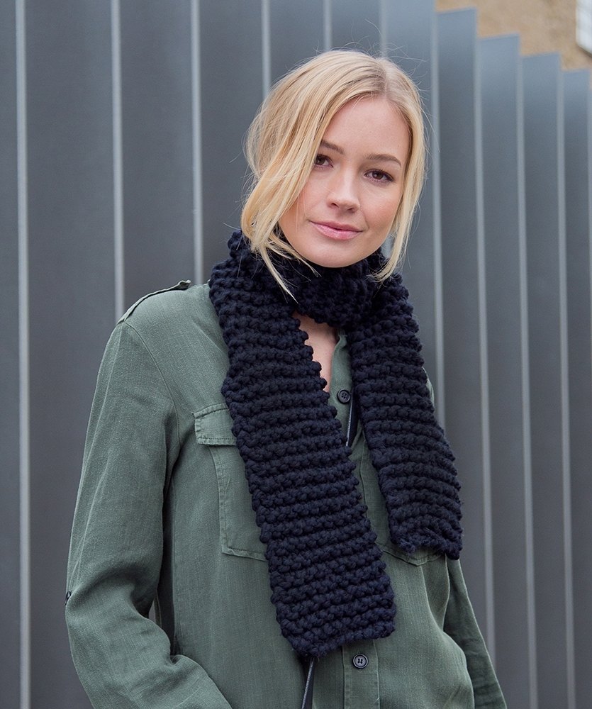 Lia Scarf - Beginners Knitting Pattern in MillaMia Naturally Soft Super Chunky