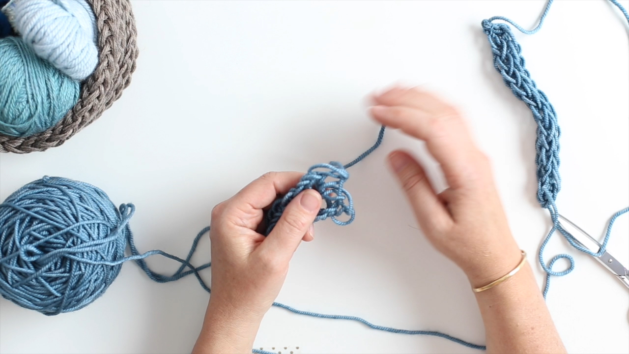 how to bind off finger knitting