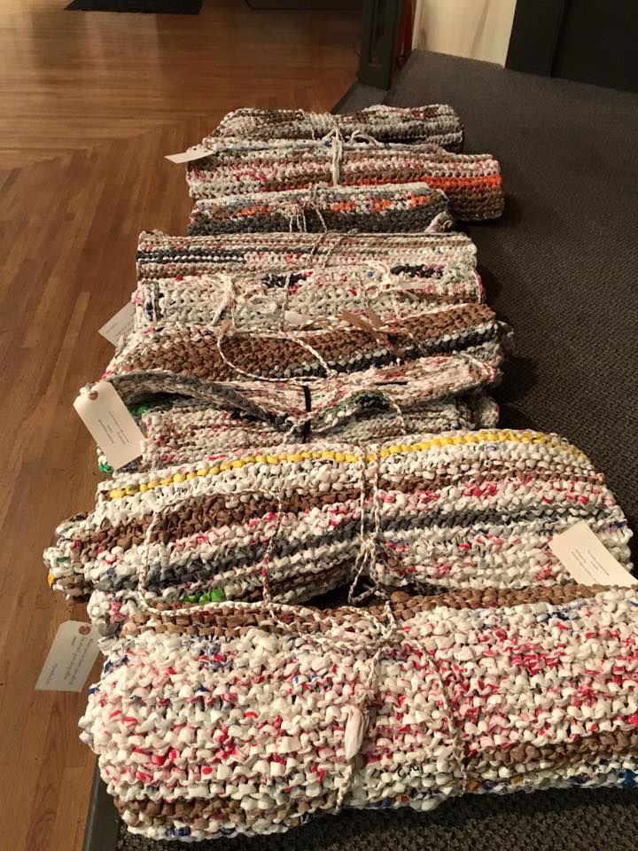 Helping the homeless with crocheted sleeping mats