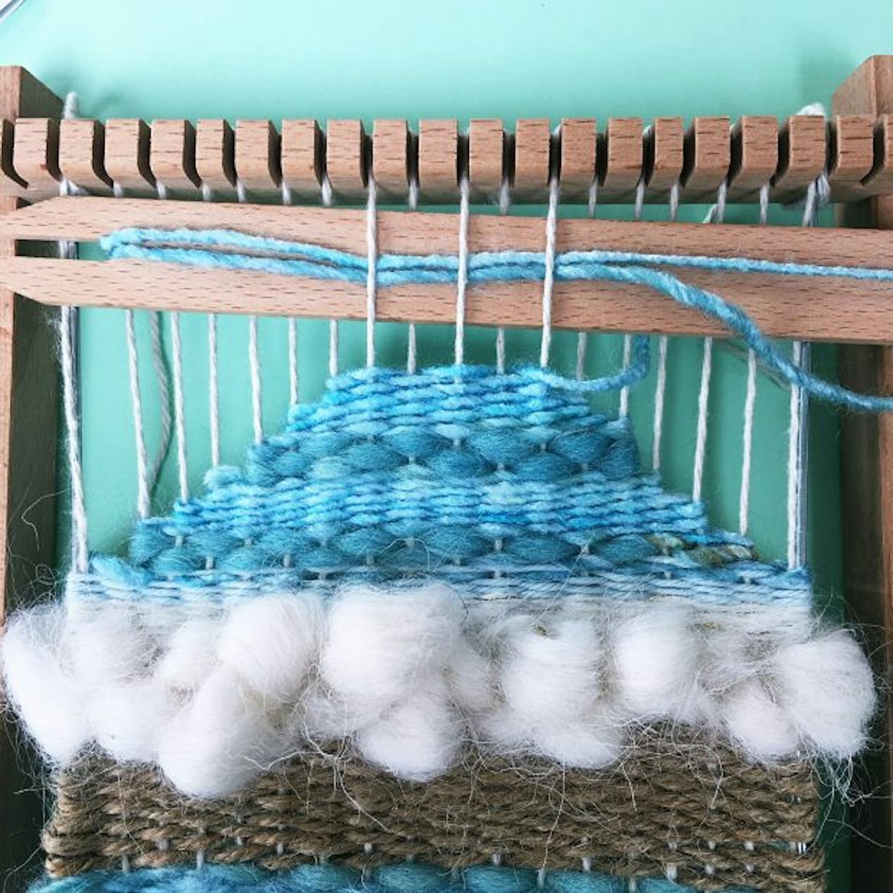 how to weave a wall hanging free tutorial by christine leech