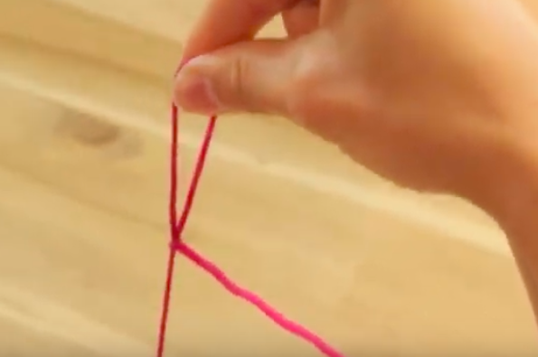 How to tie a slip knot in knitting