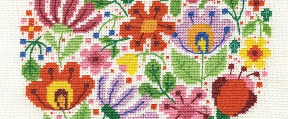 7 of the freshest Spring cross stitch patterns & kits!
