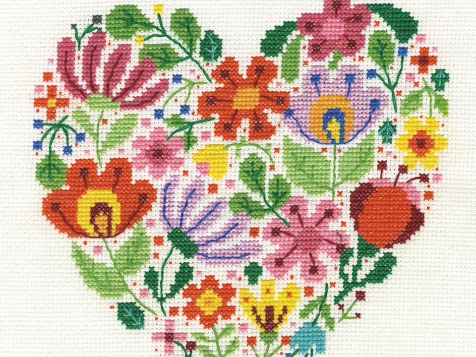7 of the freshest Spring cross stitch patterns & kits!
