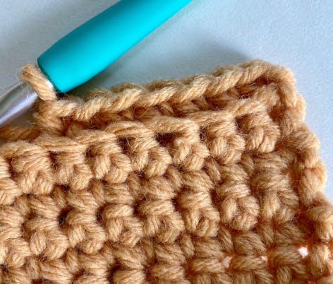 Crochet pumpkin ridge 