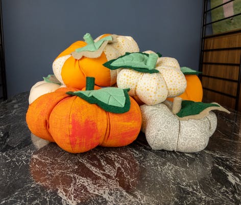 How to make a fabric pumpkin