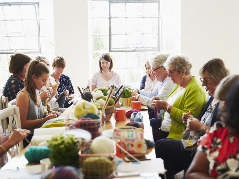 Host a Christmas crafternoon for Mind