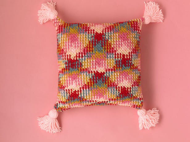 Amateur Argyle Cushion in Paintbox Yarns Chunky Pots