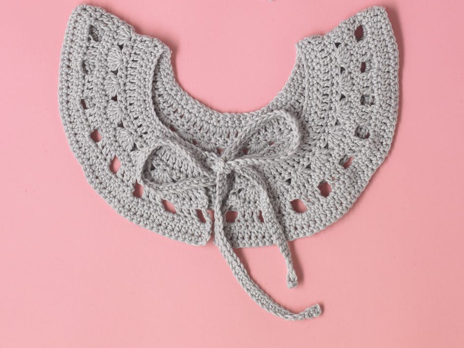 10 FREE crochet and knitting wedding accessory patterns