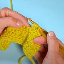 Crochet puff stitch step 3