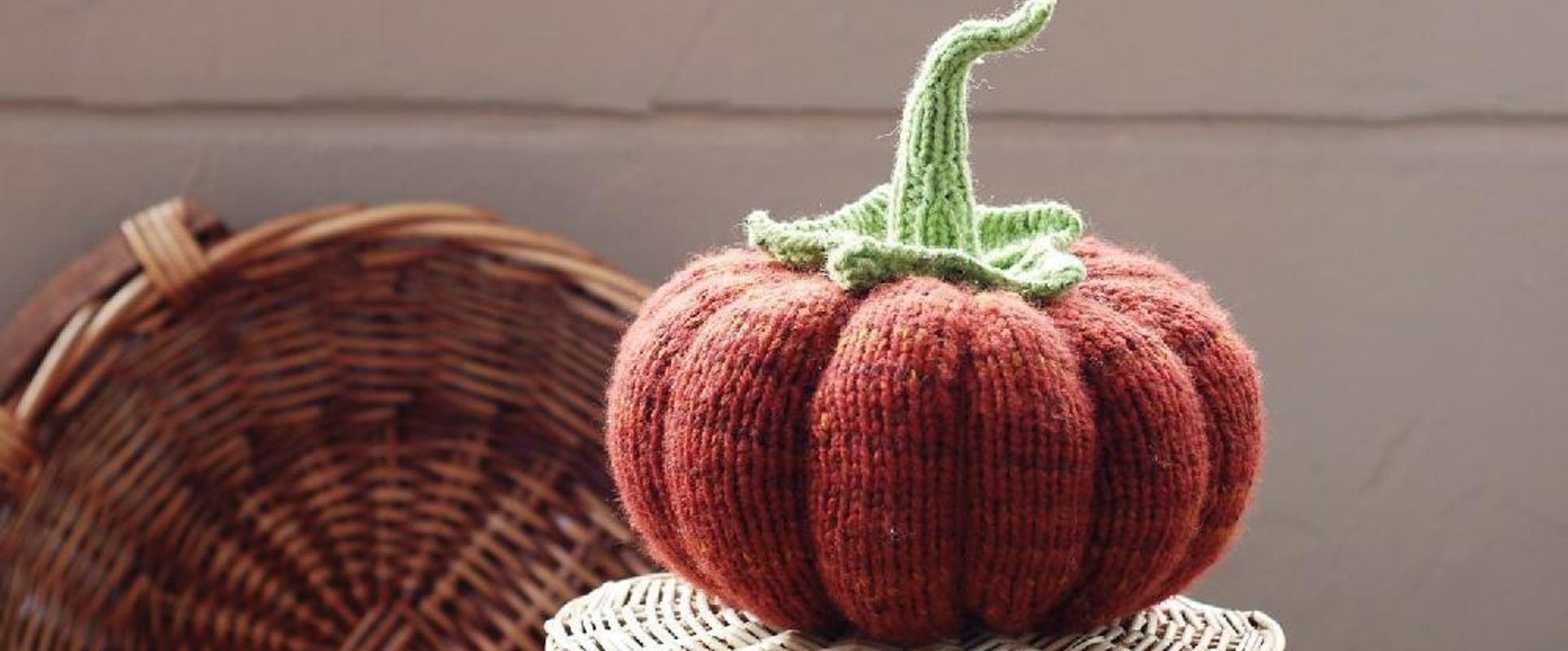 Halloween knitted pumpkin