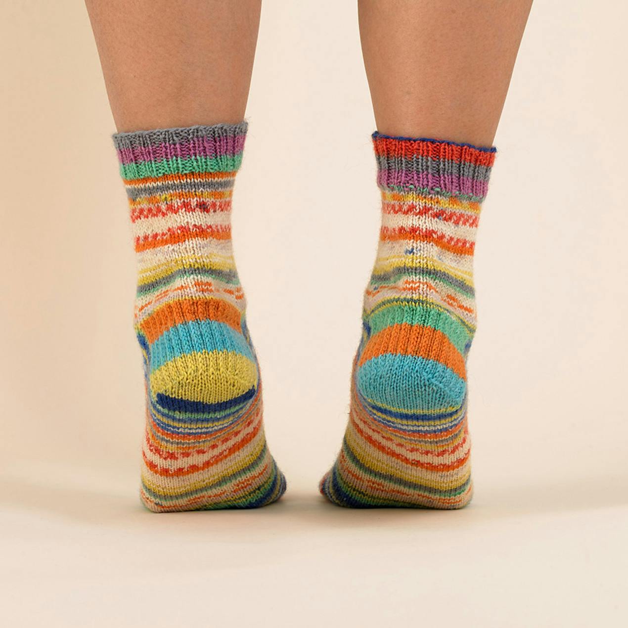 Paintbox sock yarn pattern 