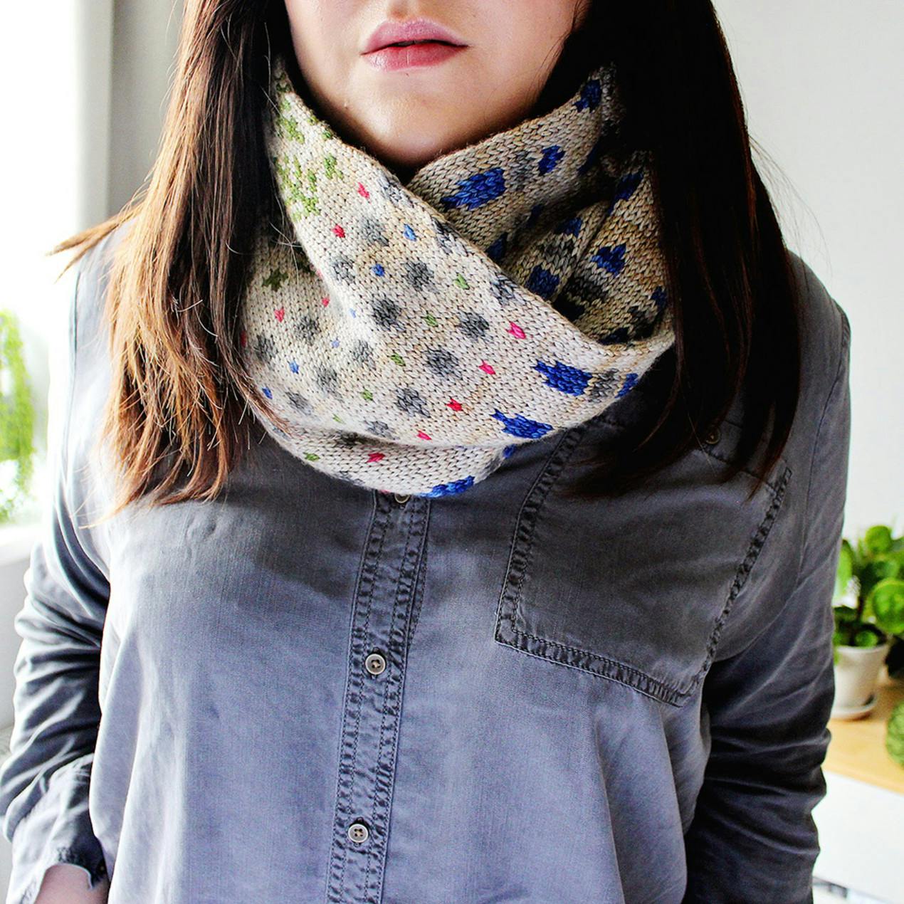 TLC scarf
