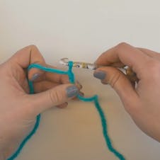 How to chain crochet step 3