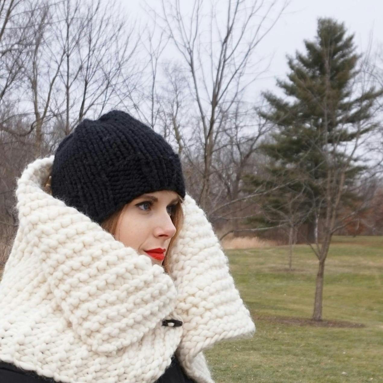 Toggle for snood