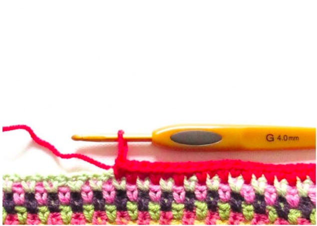 crochet a border to knitting