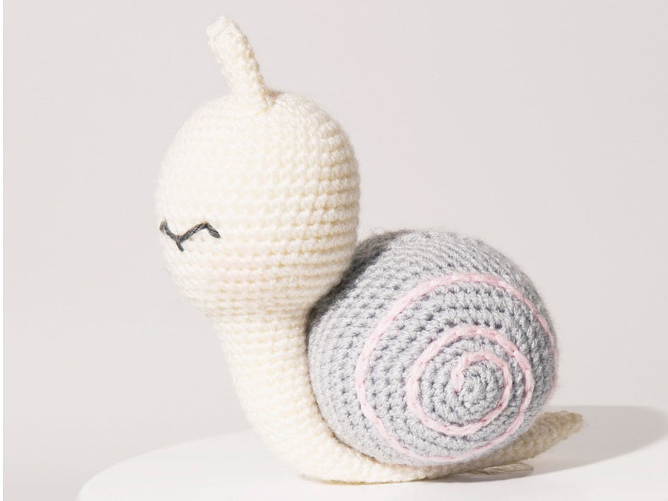 How to crochet a snail in 10 minutes!