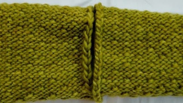 Double knit tutorial III: the chart and slipped stitch edge.