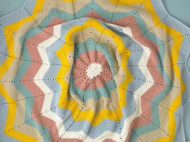 Sleep Under the Stars Blanket in Paintbox Yarns Simply Chunky