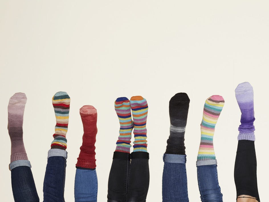 5 FREE superb sock knitting patterns