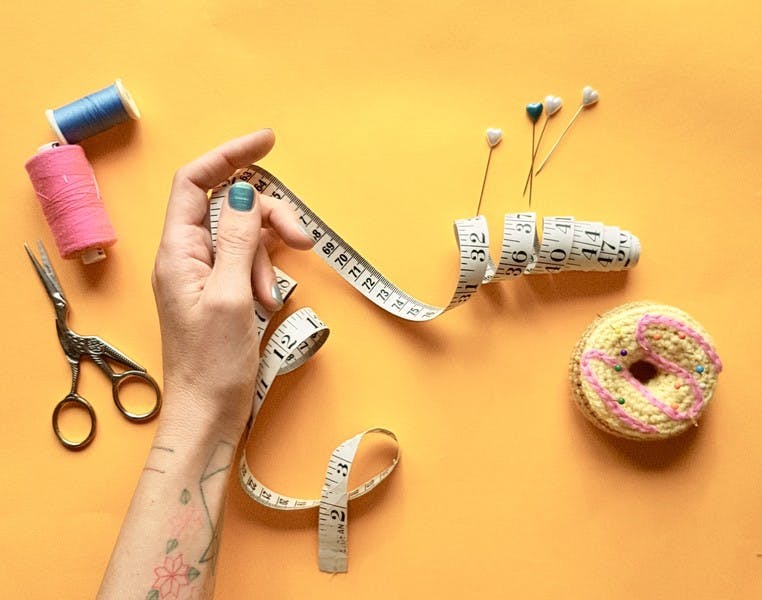 taking a sewing measurement