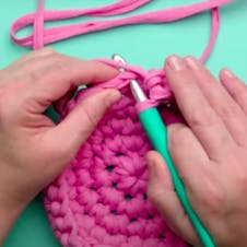How to join using slip stitch in round - step 2