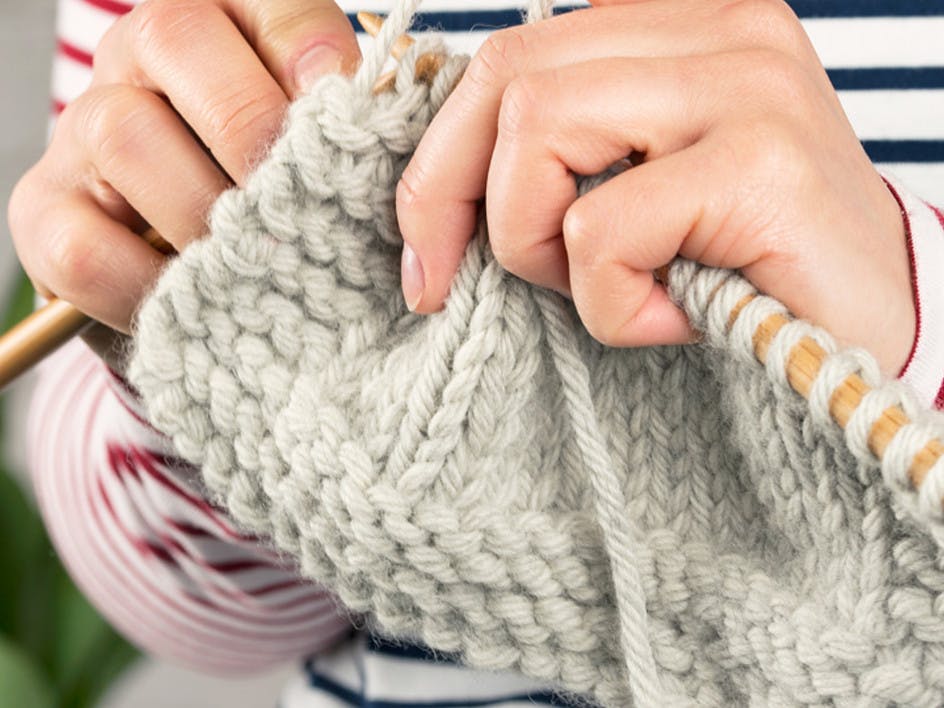 Learn how to knit!