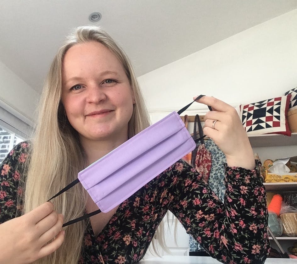 How to make a DIY face mask