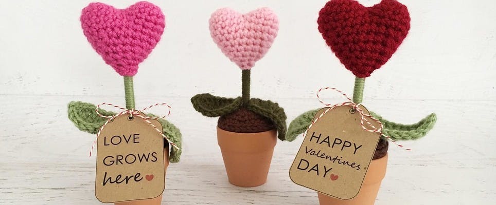 Be my valentine: 5 valentine's day crochet patterns, 1 free pattern!