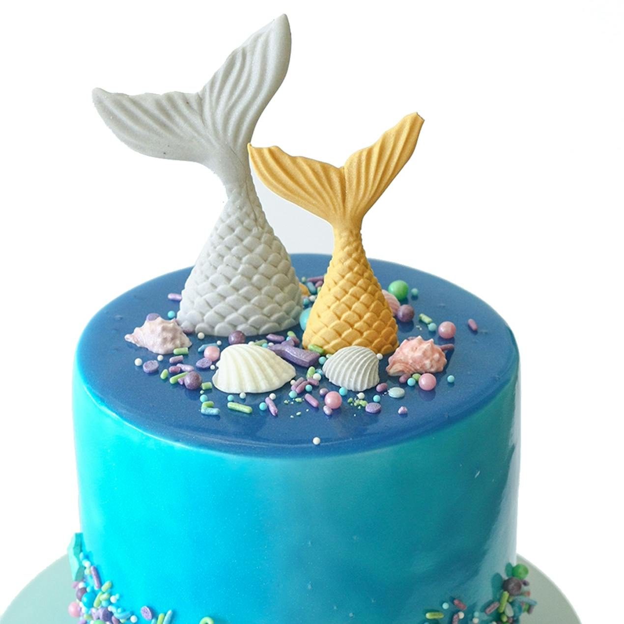Glitter mermaid birthday cake