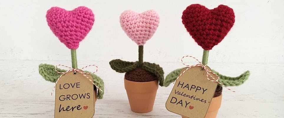 cute crochet love hearts