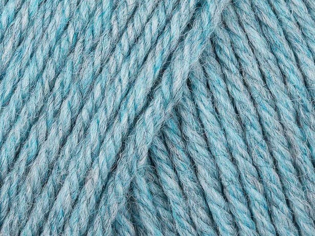 Cascade 220 Superwash in Summer Sky Heather