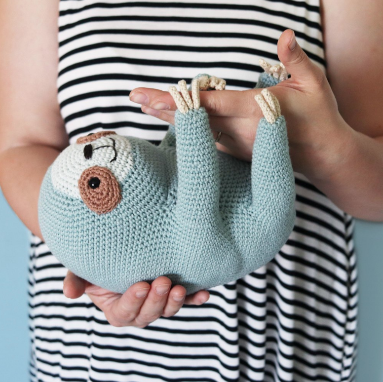 Cuddle pals: 12 toys to knit and crochet