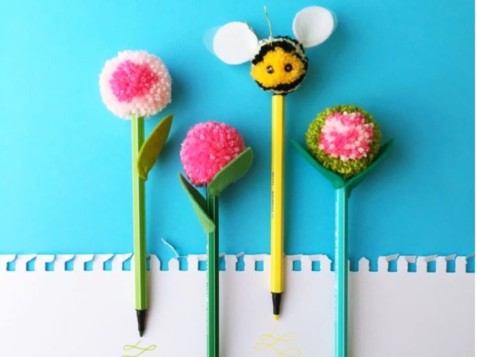 How to make pomble bees
