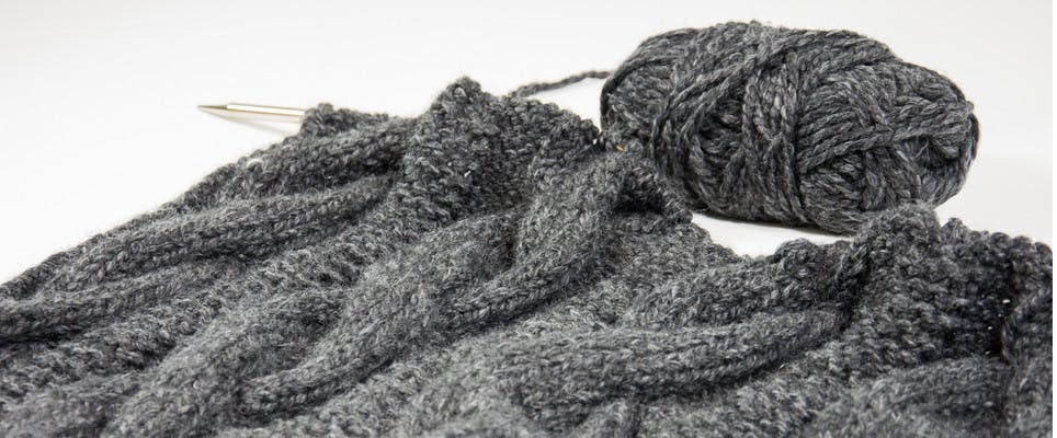 5 free cable knitting patterns