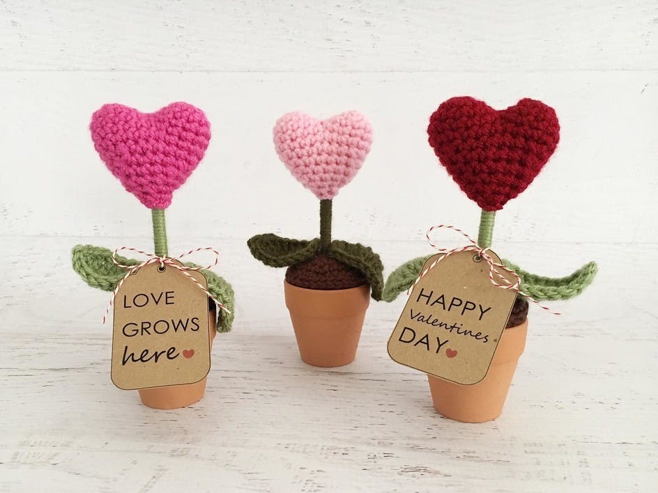 Be my valentine: 5 valentine's day crochet patterns, 1 free pattern!
