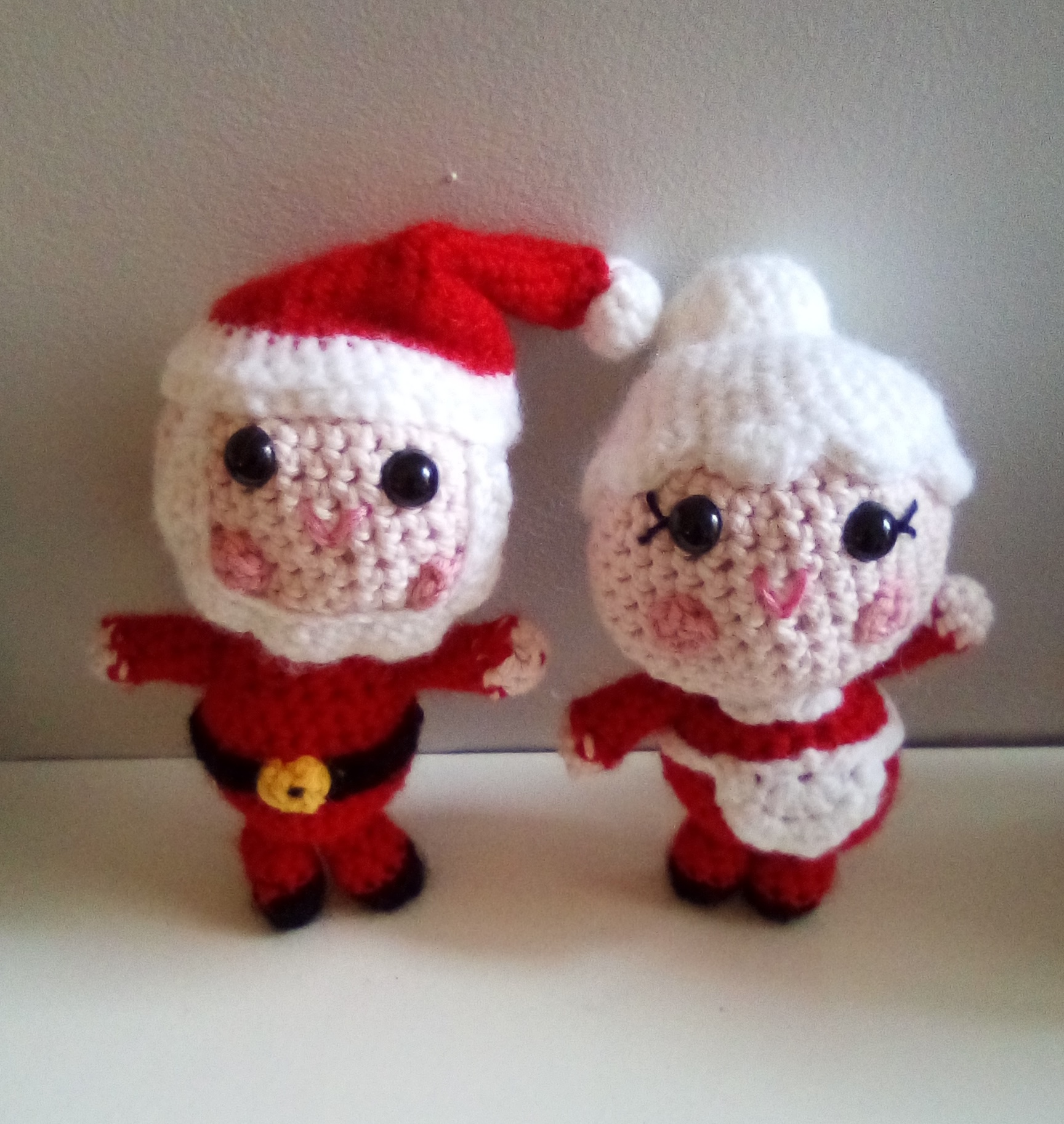Mini amigurumi Mr & Mrs Claus