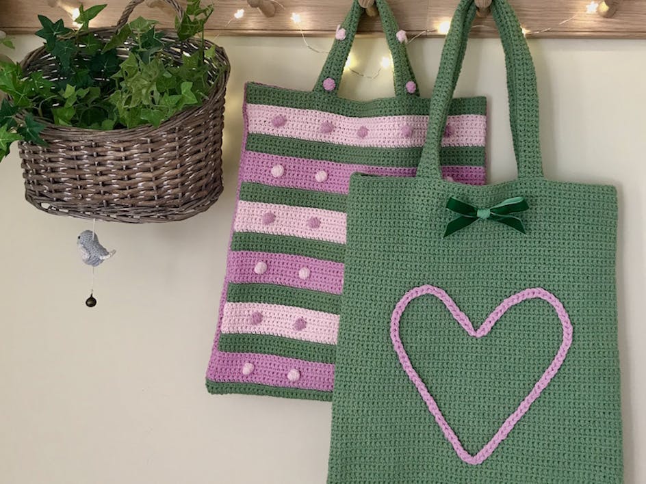 Make these planet friendly Paintbox Yarns tote bags with Kate Eastwood
