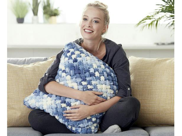 Criss Cross Pillow