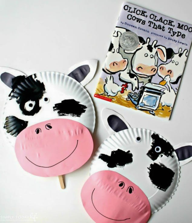 Cow masks made from paper plates by Simple Today Life