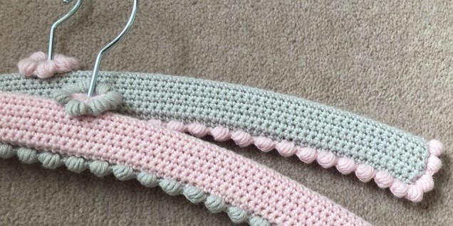 Crochet coat hanger on sale covers free patterns