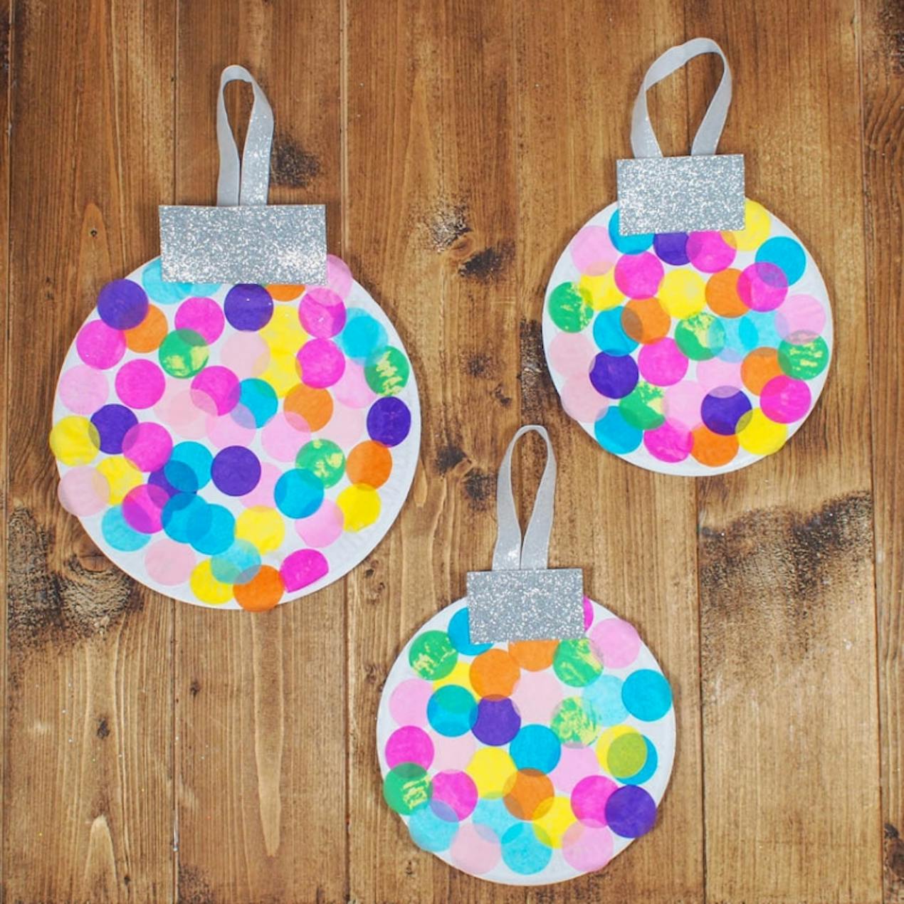 Paper plate giant baubles Mum in the Mad House 