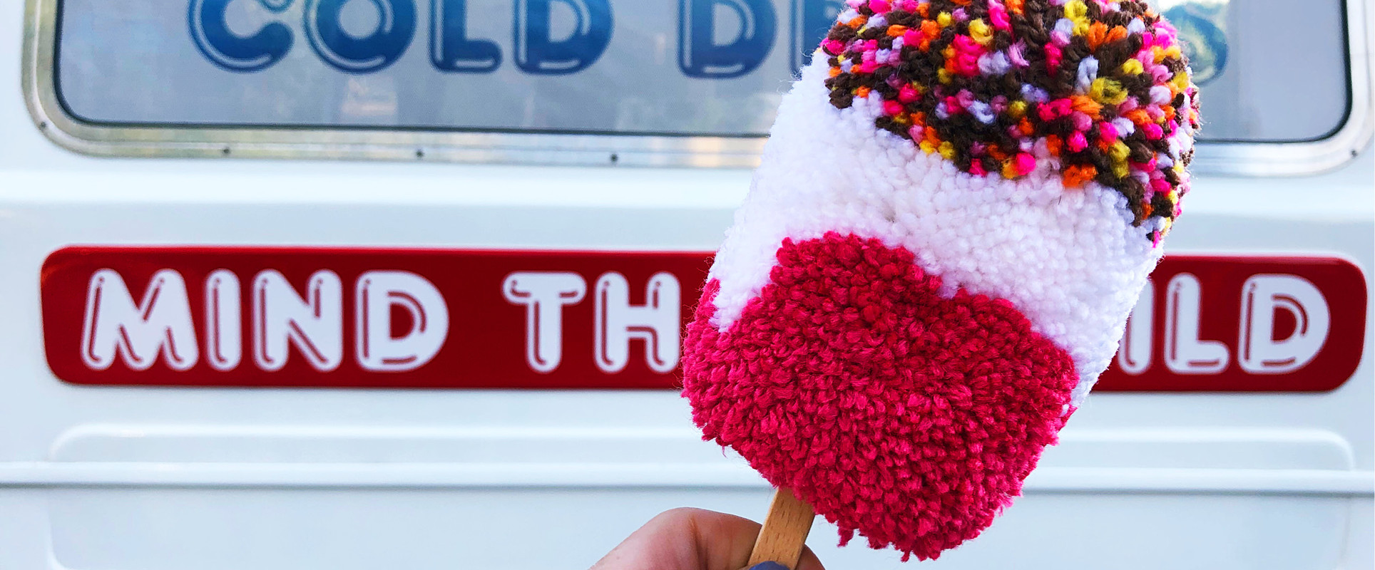 Perfect pompom popsicles | LoveCrafts